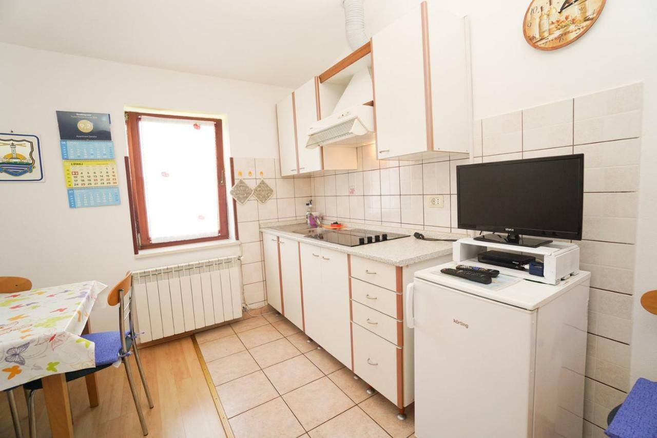 Apartment Sandra Umago Esterno foto