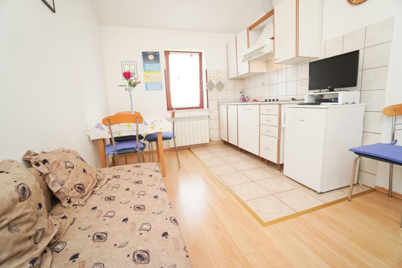 Apartment Sandra Umago Esterno foto